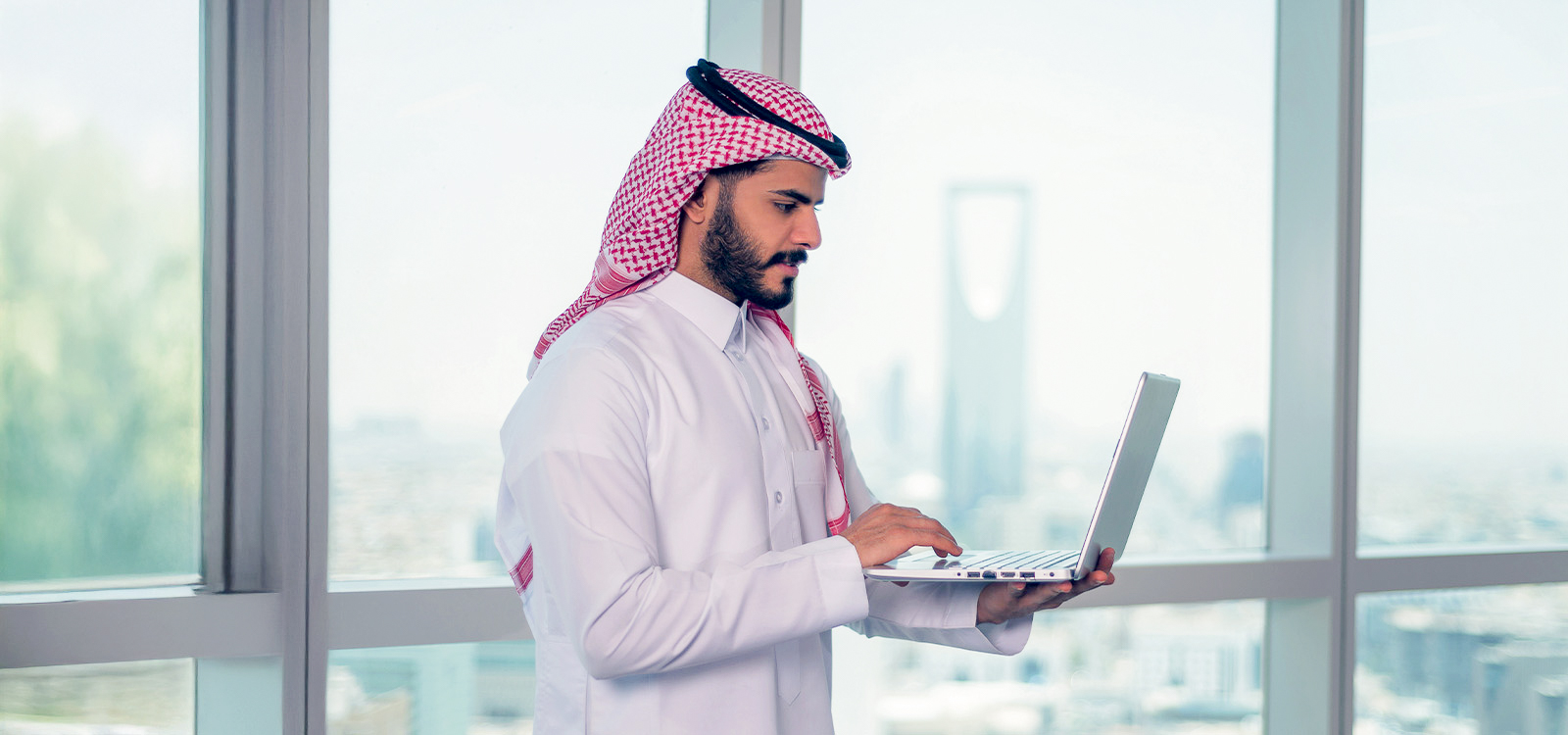 باقة طريقك نحو التميز الشخصي