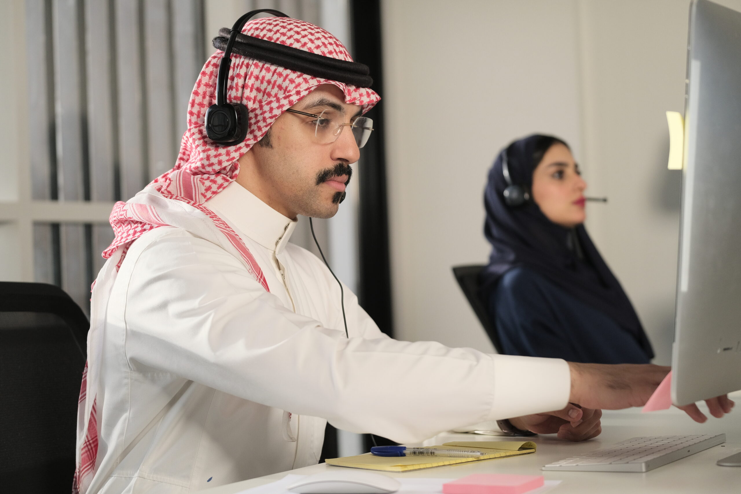 خدمة العملاء وتحسين تجربة العميل